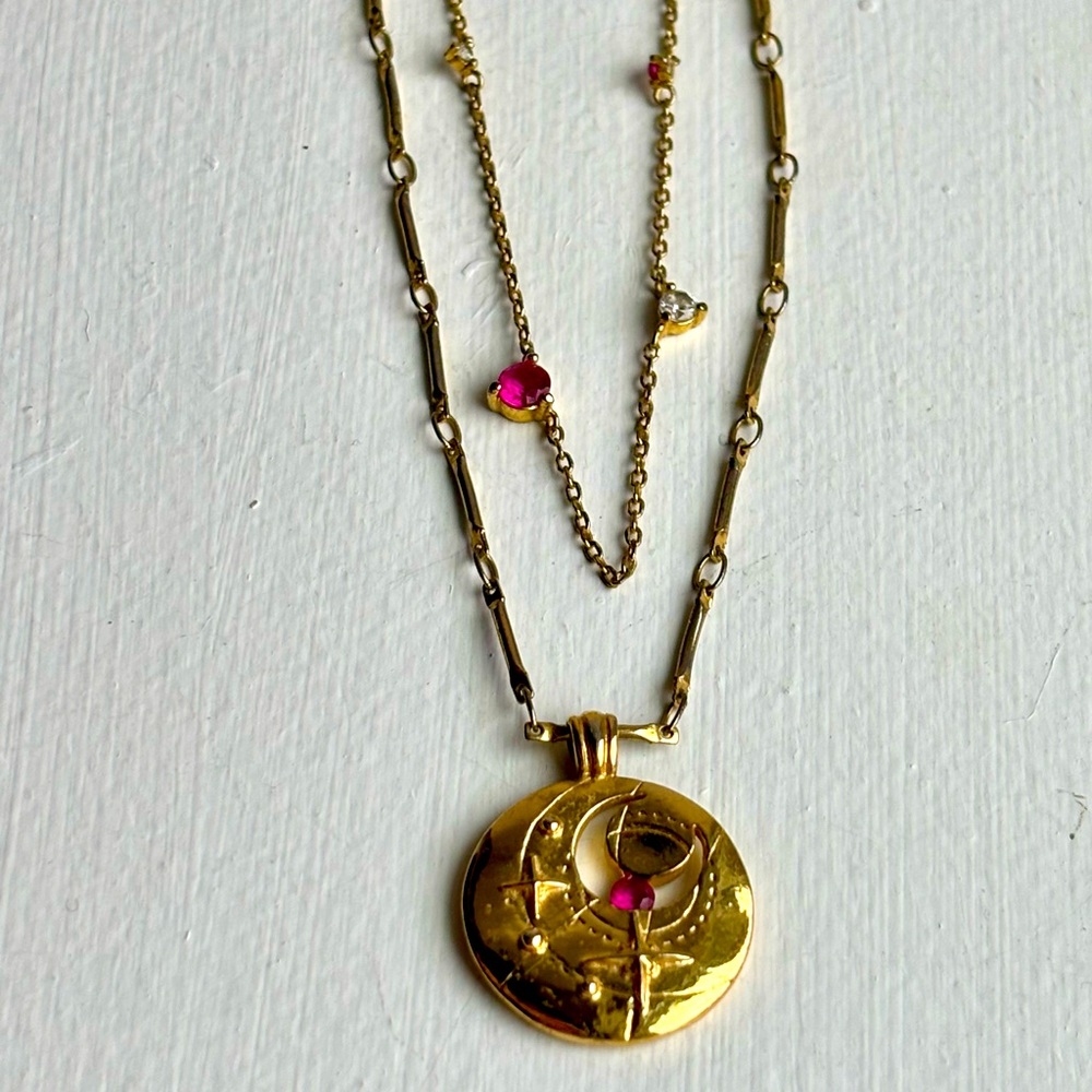 Wanderlust & Co. Gold Garnet Double Link Strand Moon Necklace